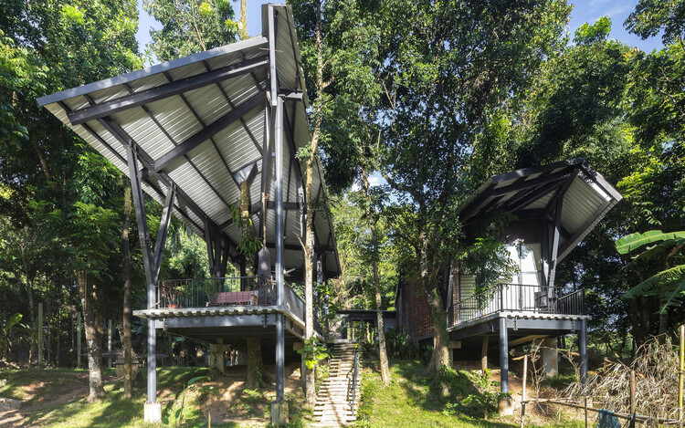 ‘Neer’ Vacation House  / Janus Architects - Exterior Photography, Houses, Garden, Stairs, Forest